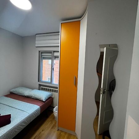 Bed Vallecas Hotel Madri Exterior foto